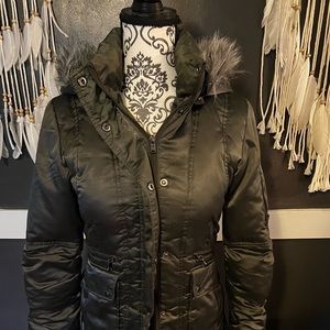Last chance going to thirft 3-15 Guess puffer,mid length jacket . Dark grey